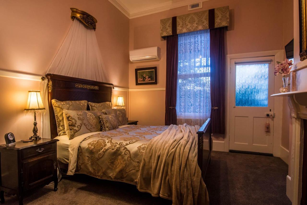 Heytesbury House Bed & Breakfast Cobden Exterior photo
