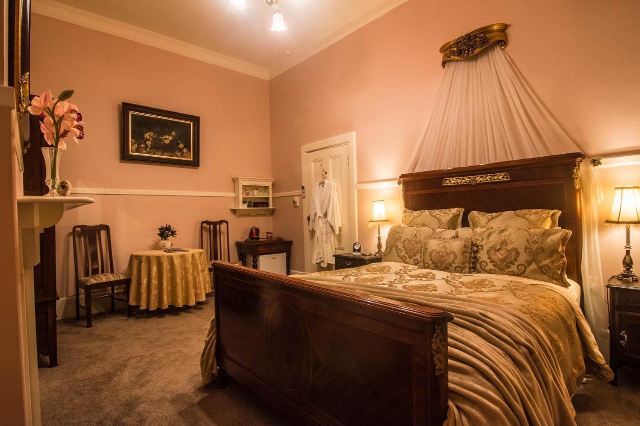 Heytesbury House Bed & Breakfast Cobden Exterior photo